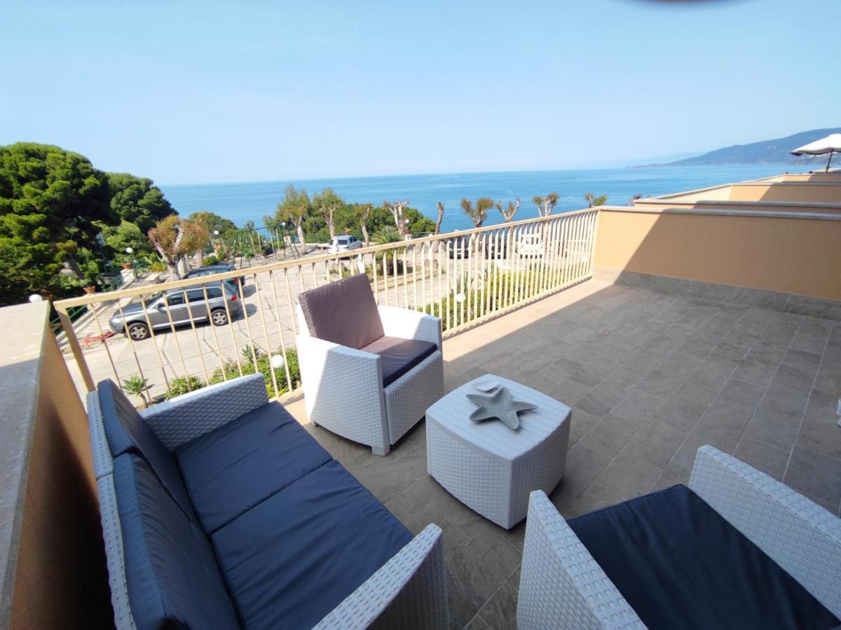 Kalura Sea Houses - Private Beach Cefalu Exterior photo